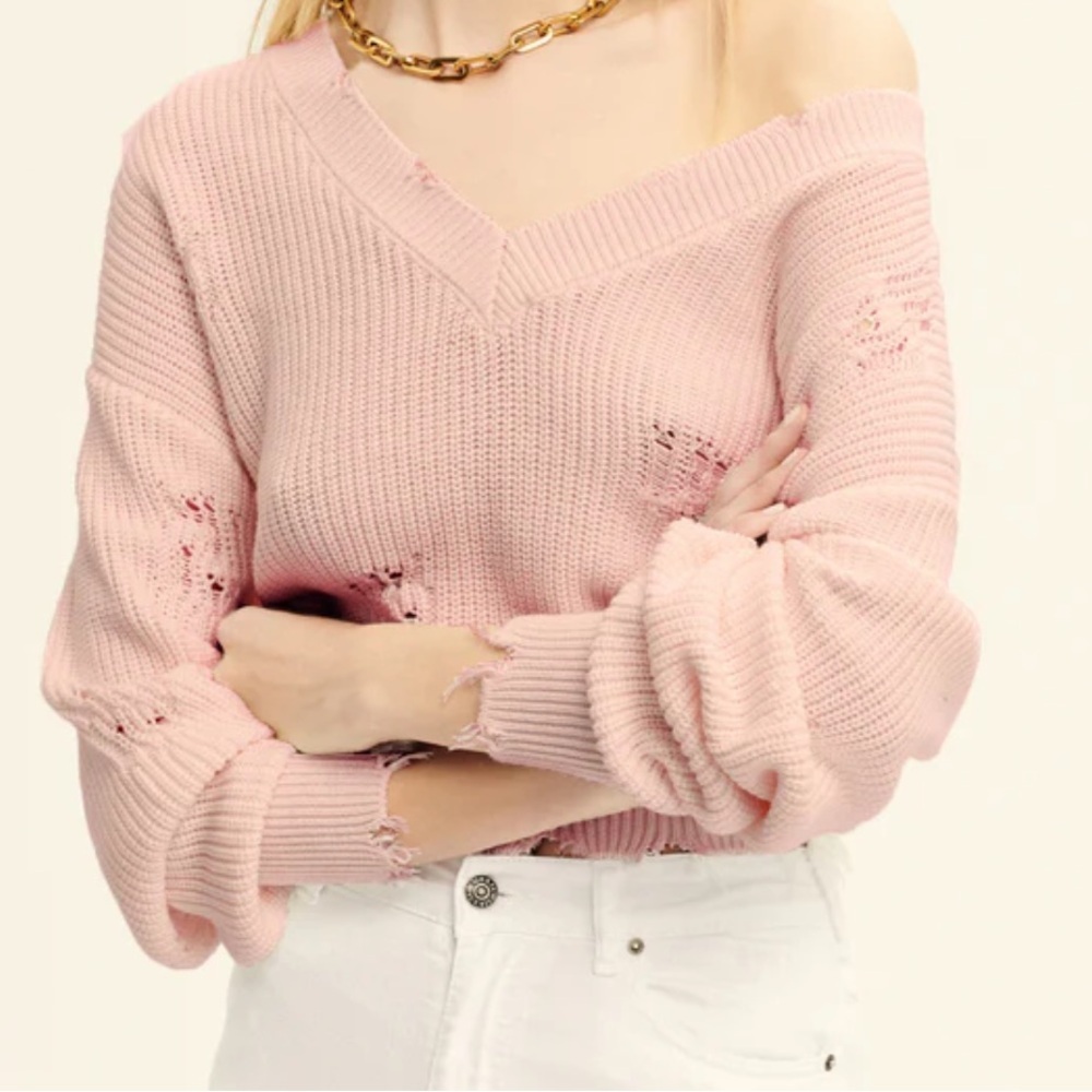 SER.O.YA  SEROYA Pink Distressed V-Neck Cotton Sweater. Size L